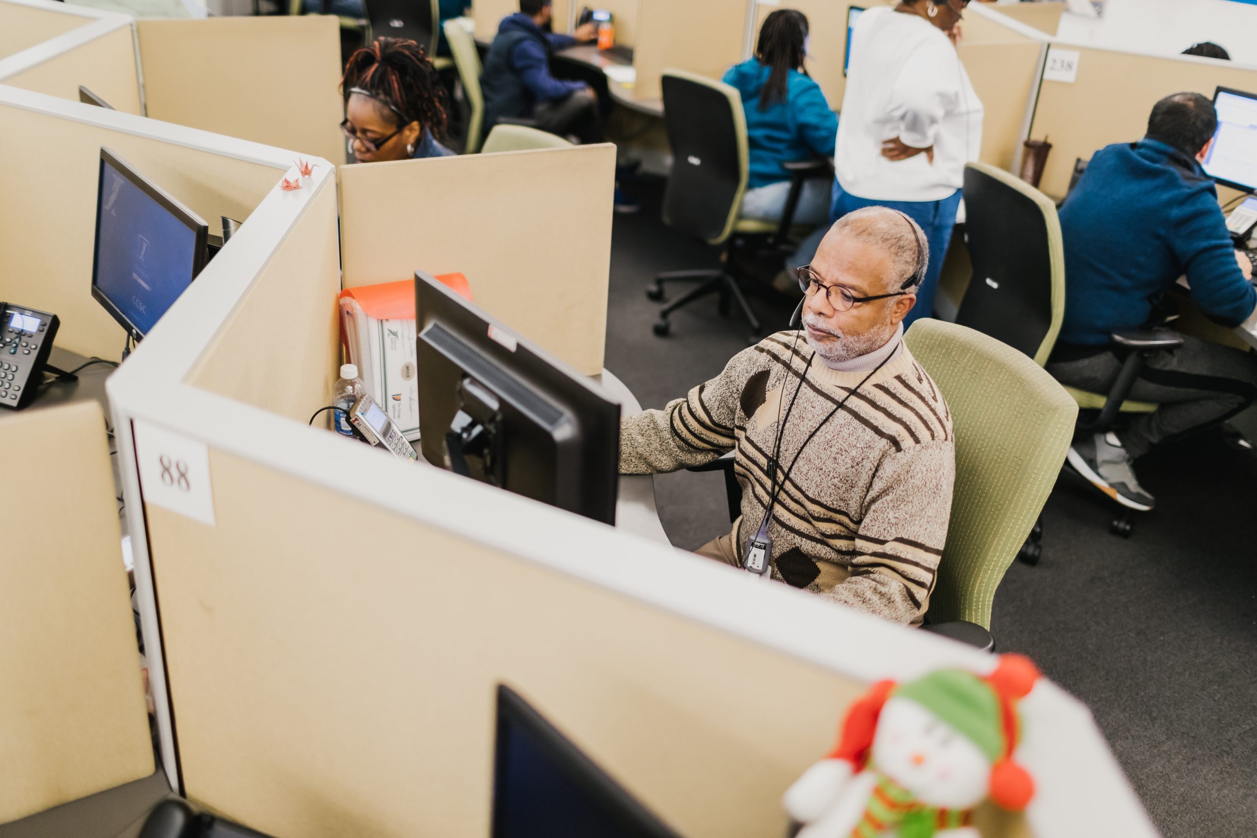 TheCarrsCo_Chicago_Lighthouse_winter2017_0442 call center